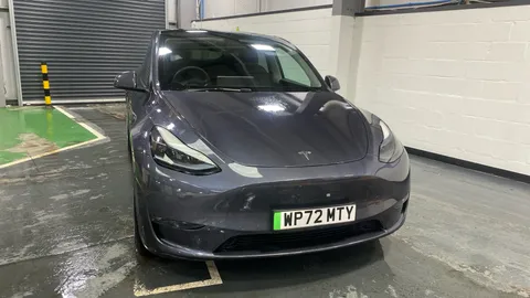 TESLA MODEL Y Long Range AWD Auto