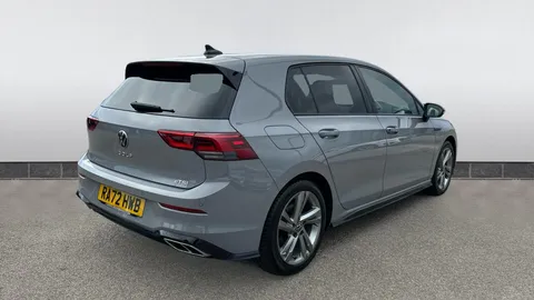 VOLKSWAGEN GOLF 1.5 eTSI 150 R-Line DSG