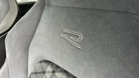 VOLKSWAGEN GOLF 1.5 eTSI 150 R-Line DSG