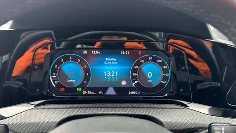 VOLKSWAGEN GOLF 1.5 eTSI 150 R-Line DSG