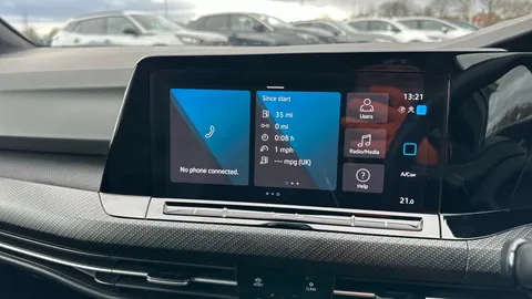 VOLKSWAGEN GOLF 1.5 eTSI 150 R-Line DSG