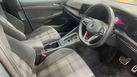 VOLKSWAGEN GOLF 2.0 TSI GTI DSG