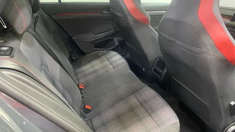 VOLKSWAGEN GOLF 2.0 TSI GTI DSG