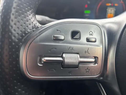 MERCEDES-BENZ A CLASS A250e AMG Line Edition Auto