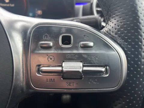 MERCEDES-BENZ A CLASS A250e AMG Line Edition Auto