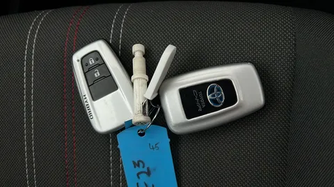 TOYOTA C-HR 1.8 Hybrid GR Sport CVT