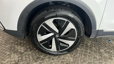 MG MOTOR UK ZS 115kW Trophy EV Long Range 73kWh Auto