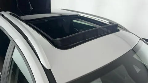 MG MOTOR UK ZS 115kW Trophy EV Long Range 73kWh Auto