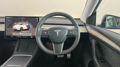 TESLA MODEL Y Performance AWD Auto
