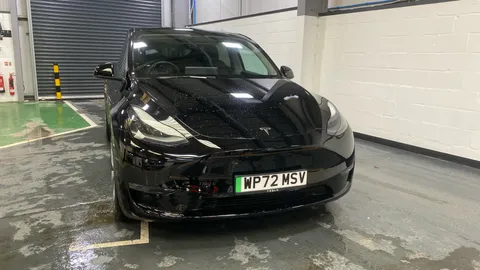 TESLA MODEL Y Long Range AWD Auto