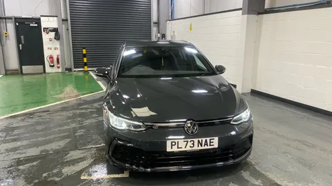 VOLKSWAGEN GOLF 1.5 eTSI 150 R-Line DSG