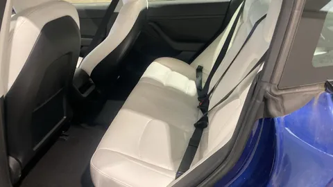 TESLA MODEL 3 Long Range AWD Auto