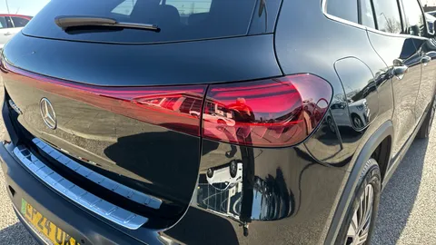 MERCEDES-BENZ EQA EQA 250+ 140kW Sport Executive 70.5kWh Auto