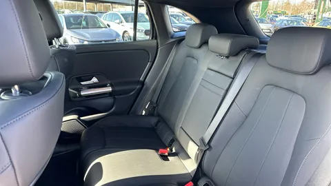 MERCEDES-BENZ EQA EQA 250+ 140kW Sport Executive 70.5kWh Auto