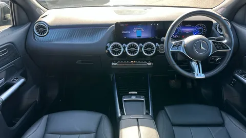 MERCEDES-BENZ EQA EQA 250+ 140kW Sport Executive 70.5kWh Auto