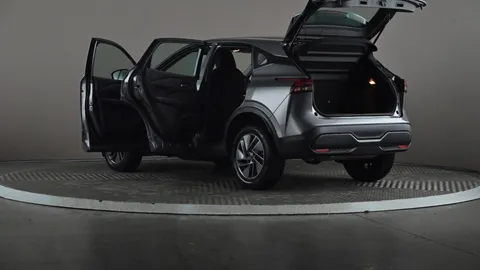 NISSAN QASHQAI 1.3 DiG-T MH Acenta Premium