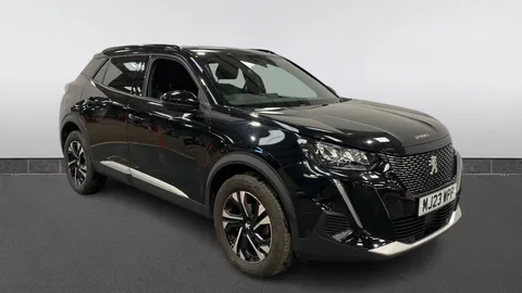 PEUGEOT 2008 1.2 PureTech Allure Premium+