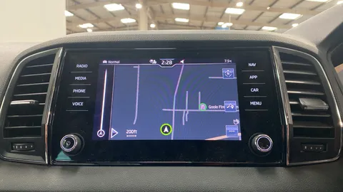 SKODA KAROQ 1.0 TSI SE L