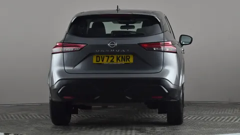 NISSAN QASHQAI 1.3 DiG-T MH Acenta Premium