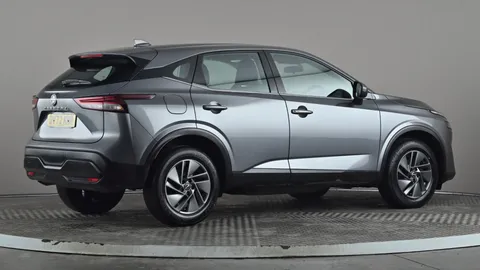 NISSAN QASHQAI 1.3 DiG-T MH Acenta Premium