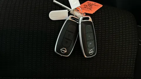 NISSAN QASHQAI 1.3 DiG-T MH Acenta Premium