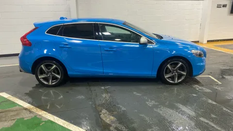 VOLVO V40 T3 [152] R DESIGN Lux Nav