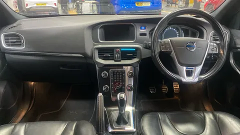 VOLVO V40 T3 [152] R DESIGN Lux Nav