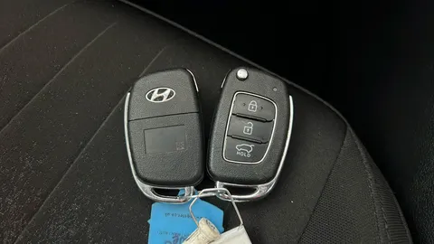 HYUNDAI BAYON 1.0 TGDi 48V MHEV SE Connect DCT