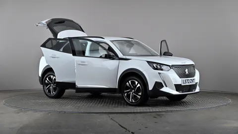 PEUGEOT 2008 1.5 BlueHDi 110 Allure Premium+