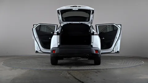 PEUGEOT 2008 1.5 BlueHDi 110 Allure Premium+