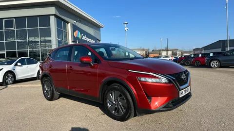 NISSAN QASHQAI 1.3 DiG-T MH Acenta Premium