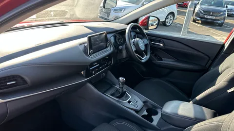 NISSAN QASHQAI 1.3 DiG-T MH Acenta Premium