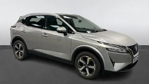 NISSAN QASHQAI 1.3 DiG-T MH N-Connecta