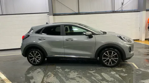 FORD PUMA 1.0 EcoBoost Hybrid mHEV Titanium