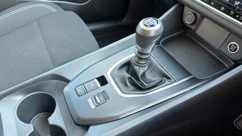 NISSAN QASHQAI 1.3 DiG-T MH Acenta Premium