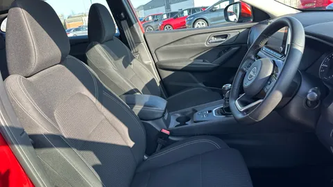 NISSAN QASHQAI 1.3 DiG-T MH Acenta Premium