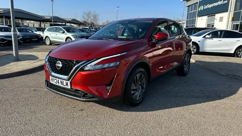 NISSAN QASHQAI 1.3 DiG-T MH Acenta Premium