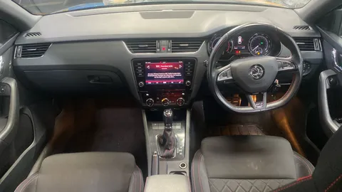 SKODA OCTAVIA 2.0 TSI 245 vRS DSG [Black Pack]