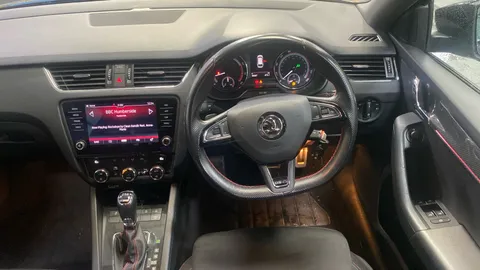 SKODA OCTAVIA 2.0 TSI 245 vRS DSG [Black Pack]