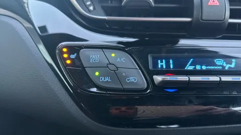 TOYOTA C-HR 1.8 Hybrid GR Sport CVT