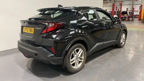 TOYOTA C-HR 1.8 Hybrid Icon CVT