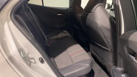 Toyota Corolla 1.8 VVT-i Hybrid GR Sport CVT