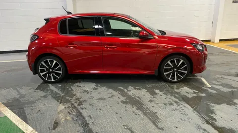 Peugeot 208 1.2 PureTech 100 Allure