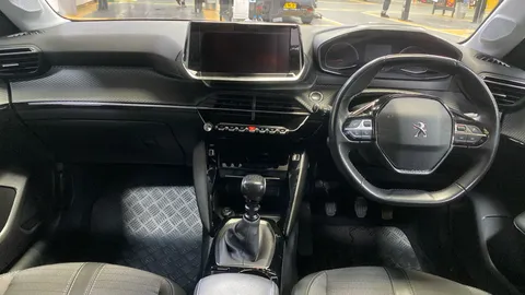 Peugeot 208 1.2 PureTech 100 Allure