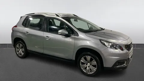 PEUGEOT 2008 1.2 PureTech Active