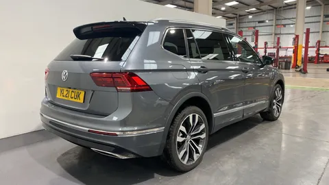 Volkswagen Tiguan Allspace 1.5 TSI EVO R-Line Tech DSG
