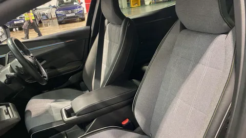 Renault Megane E-Tech EV60 160kW Launch Edition 60kWh OC Auto