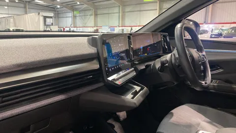 Renault Megane E-Tech EV60 160kW Launch Edition 60kWh OC Auto