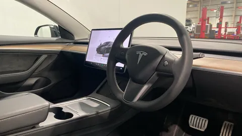 Tesla                     Model 3 Performance AWD [Performance Upgrade] Auto