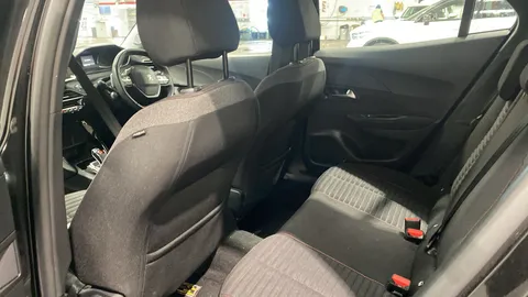 Peugeot 2008 1.2 PureTech 130 Active EAT8